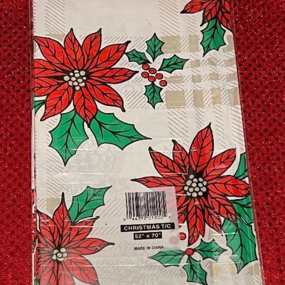 BETTER HOME CHRISTMAS 52" X 90" TABLECLOTH ~ WIPES CLEAN WATERPROOF PLASTIC - Picture 2 of 5